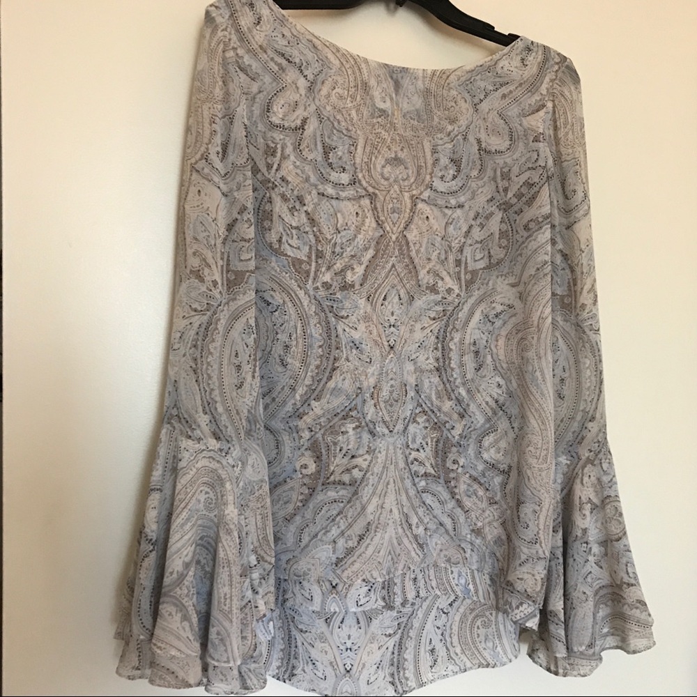 White House Black Market Ruffle Long Sleeve Blouse
